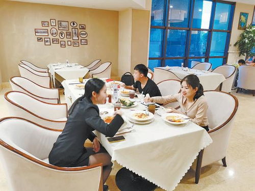 廈門市出臺《餐飲業(yè)分餐制管理標(biāo)準(zhǔn)》 超2300家企業(yè)積極響應(yīng)，標(biāo)準(zhǔn)為餐飲企業(yè)提供清晰管理指引